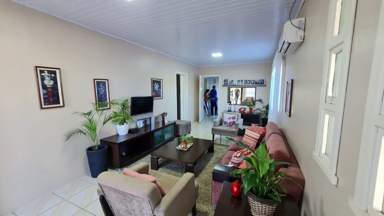 Imagem Casa com 4 Quartos à Venda, 290 m² em Arroio Grande - Santa Cruz Do Sul Imagem Casa com 4 Quartos à Venda, 290 m² em Arroio Grande - Santa Cruz Do Sul