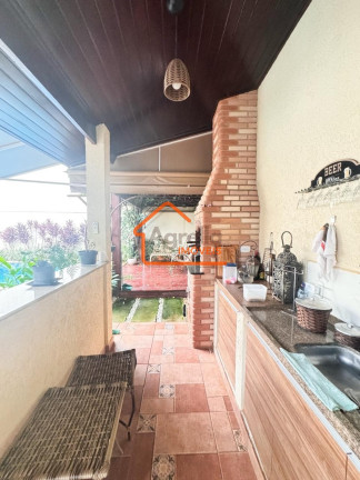 Imagem Casa com 3 Quartos à Venda, 220 m² em Parque Da Imprensa - Mogi Mirim Imagem Casa com 3 Quartos à Venda, 220 m² em Parque Da Imprensa - Mogi Mirim