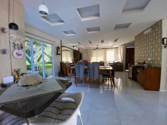 Imagem Sobrado com 4 Quartos à Venda, 253 m² em Ingleses Do Rio Vermelho - Florianópolis Imagem Sobrado com 4 Quartos à Venda, 253 m² em Ingleses Do Rio Vermelho - Florianópolis