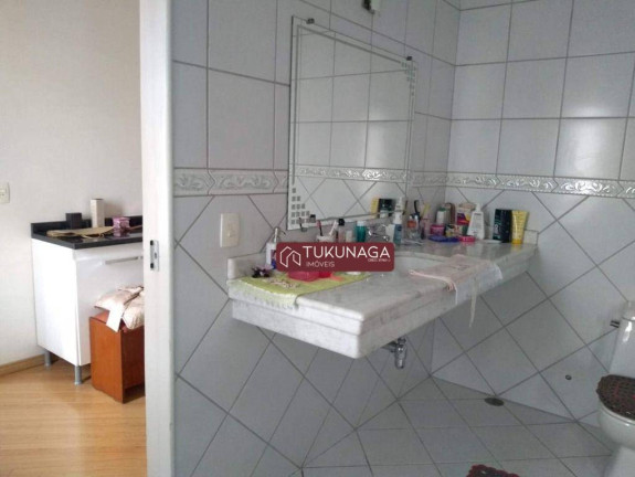 Imagem Sobrado com 3 Quartos à Venda, 305 m² em Jardim Santa Clara - Guarulhos Imagem Sobrado com 3 Quartos à Venda, 305 m² em Jardim Santa Clara - Guarulhos