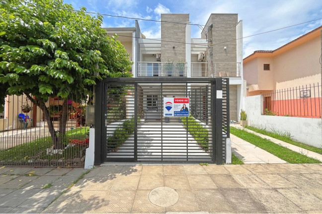 Imagem Casa com 2 Quartos à Venda, 110 m² em Hípica - Porto Alegre