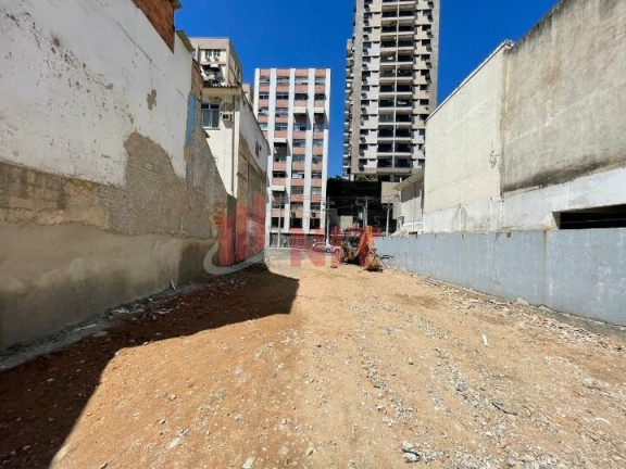 Imagem Terreno à Venda, 450 m² em Ingá - Niterói Imagem Terreno à Venda, 450 m² em Ingá - Niterói