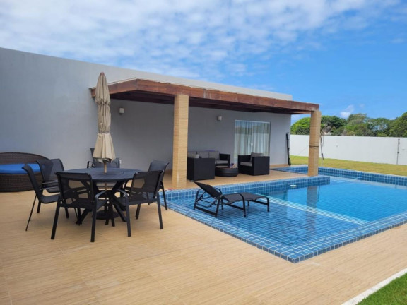 Imagem Casa com 4 Quartos à Venda, em Barra Do Jacuípe (monte Gordo) - Camaçari Imagem Casa com 4 Quartos à Venda, em Barra Do Jacuípe (monte Gordo) - Camaçari