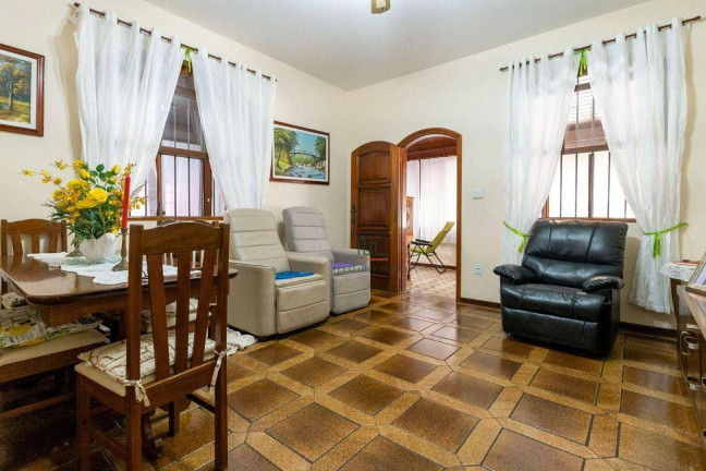 Casa com 2 Quartos à Venda, 150 m² em Itaipu - Niterói