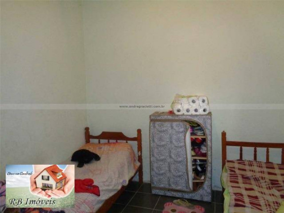 Imagem Casa com 5 Quartos à Venda, 240 m² em Jardim Santo André - Santo André Imagem Casa com 5 Quartos à Venda, 240 m² em Jardim Santo André - Santo André