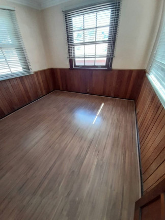 Imagem Imóvel com 3 Quartos à Venda, 200 m² em Várzea - Teresópolis Imagem Imóvel com 3 Quartos à Venda, 200 m² em Várzea - Teresópolis