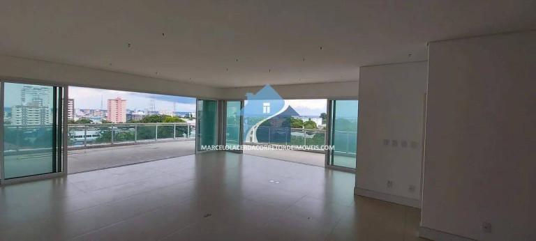 Apartamento com 5 Quartos para Alugar, 538 m² em Adrianópolis - Manaus