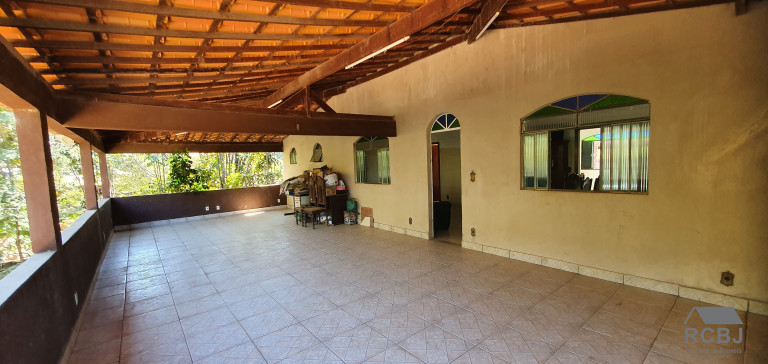 Imagem Imóvel com 8 Quartos à Venda, em Chácaras Reunidas Santa Terezinha - Contagem Imagem Imóvel com 8 Quartos à Venda, em Chácaras Reunidas Santa Terezinha - Contagem