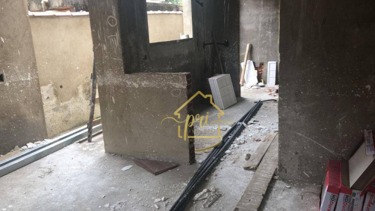 Imagem Casa com 2 Quartos à Venda, 60 m² em Chico De Paula - Santos