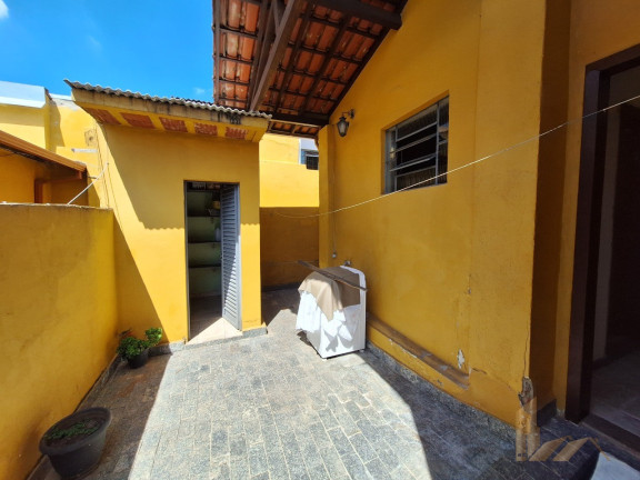 Imagem Casa com 5 Quartos à Venda, 360 m² em Cachoeirinha - Belo Horizonte Imagem Casa com 5 Quartos à Venda, 360 m² em Cachoeirinha - Belo Horizonte