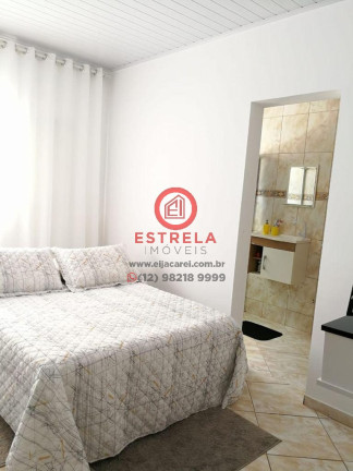 Imagem Casa com 4 Quartos à Venda, 300 m² em Conjunto São Benedito - Jacareí Imagem Casa com 4 Quartos à Venda, 300 m² em Conjunto São Benedito - Jacareí