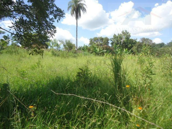 Terreno à Venda, 360 m² em Araças 2º Seção - Mateus Leme