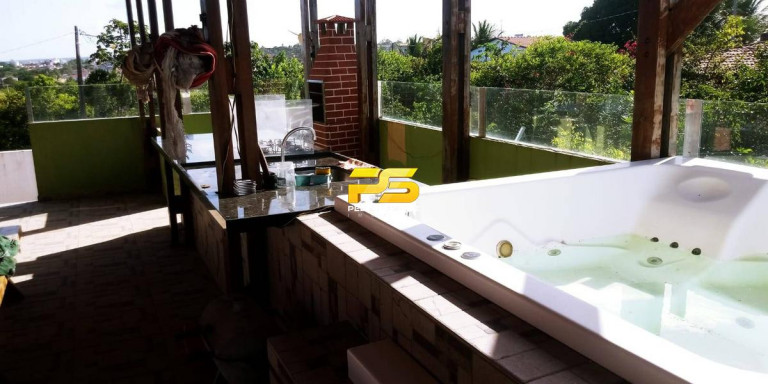 Imagem Casa com 2 Quartos à Venda, 150 m² em Conde