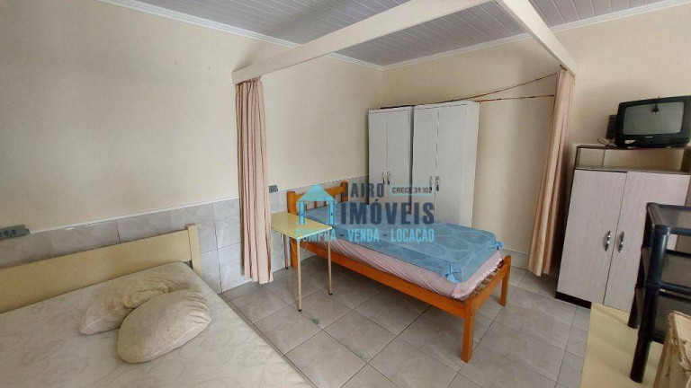 Imagem Casa com 6 Quartos à Venda, 450 m² em Centro - Balneário Pinhal Imagem Casa com 6 Quartos à Venda, 450 m² em Centro - Balneário Pinhal