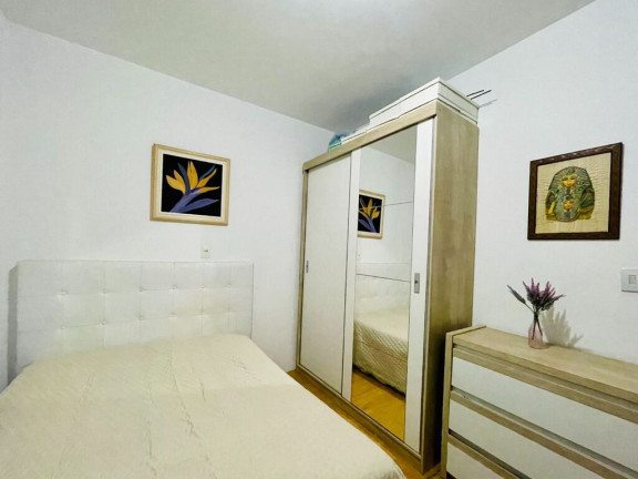 Imagem Casa com 4 Quartos à Venda, 242 m² em Garcia - Blumenau