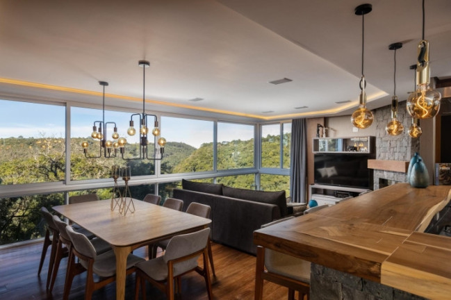 Cobertura com 4 Quartos à Venda, 296 m² em Jardim Bela Vista - Gramado