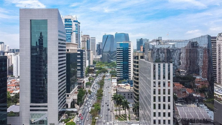 Imagem Casa com 6 Quartos à Venda, 185 m² em Itaim Bibi - São Paulo