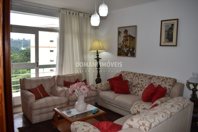 Imagem Imóvel com 2 Quartos à Venda, 93 m² em Região De Capivari - Campos Do Jordão Imagem Imóvel com 2 Quartos à Venda, 93 m² em Região De Capivari - Campos Do Jordão