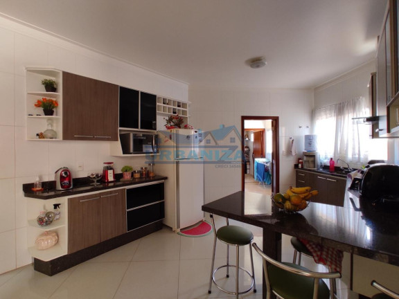 Imagem Casa com 3 Quartos à Venda, 242 m² em Bosque Da Saúde - Birigui
