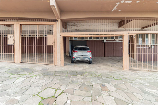 Imagem Imóvel com 2 Quartos à Venda, em Petrópolis - Porto Alegre Imagem Imóvel com 2 Quartos à Venda, em Petrópolis - Porto Alegre