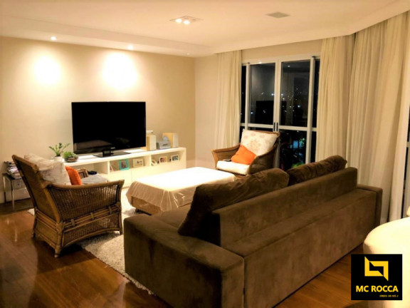 Imagem Apartamento com 4 Quartos à Venda, 186 m²