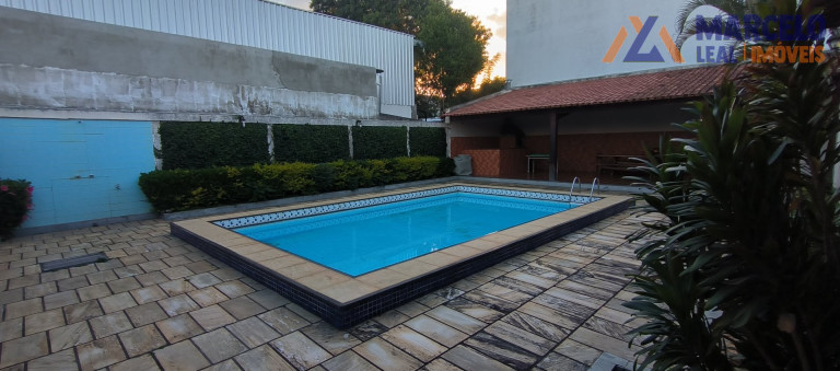 Imagem Imóvel com 4 Quartos para Alugar, 467 m² em Candeias - Vitória Da Conquista Imagem Imóvel com 4 Quartos para Alugar, 467 m² em Candeias - Vitória Da Conquista