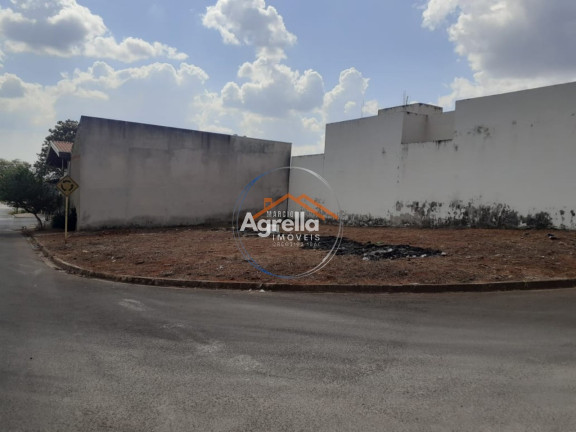Terreno à Venda, 200 m² em Santa Cruz - Mogi Guaçu