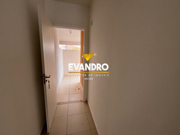 Imagem Casa com 3 Quartos à Venda, 198 m² em Jardim Imperial - Cuiabá