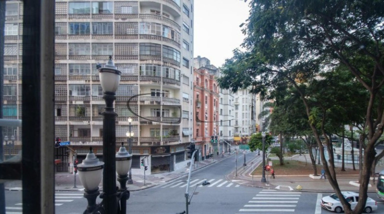 Imagem Imóvel com 1 Quarto para Alugar, 55 m² em Santa Efigênia - São Paulo Imagem Imóvel com 1 Quarto para Alugar, 55 m² em Santa Efigênia - São Paulo