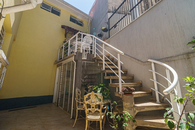 Casa com 4 Quartos à Venda, 300 m² em Vila Monumento - São Paulo