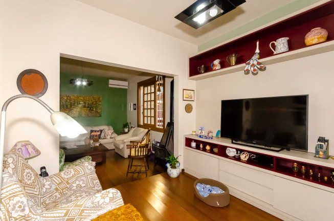 Imagem Casa com 4 Quartos à Venda, 332 m² em Petrópolis - Porto Alegre