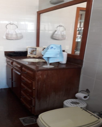 Imagem Imóvel com 4 Quartos à Venda, em Icaraí - Niterói Imagem Imóvel com 4 Quartos à Venda, em Icaraí - Niterói