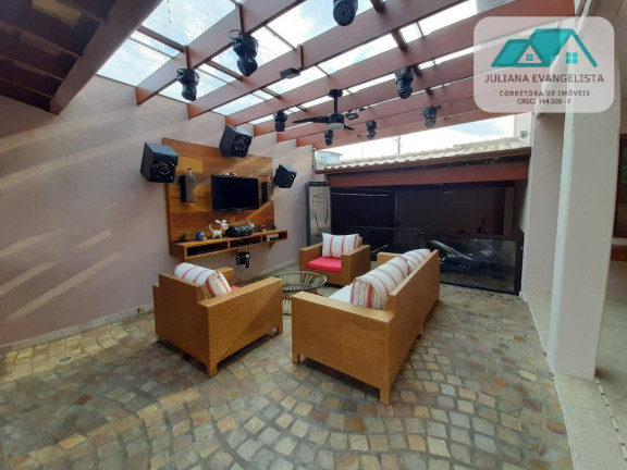 Imagem Casa com 4 Quartos à Venda, 450 m² em Indaiá - Caraguatatuba Imagem Casa com 4 Quartos à Venda, 450 m² em Indaiá - Caraguatatuba