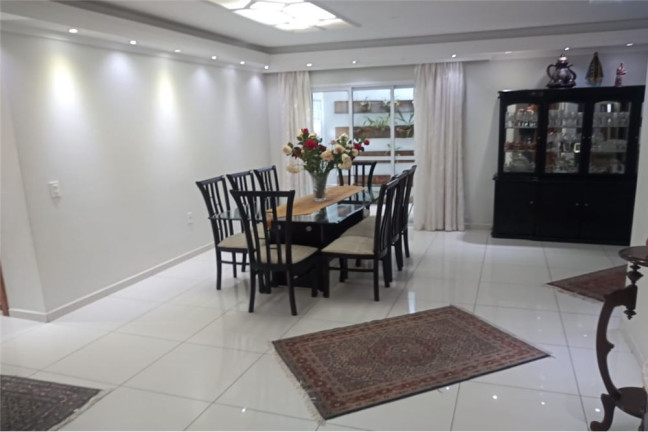 Imagem Casa com 4 Quartos para Alugar, 338 m² em City América - São Paulo Imagem Casa com 4 Quartos para Alugar, 338 m² em City América - São Paulo