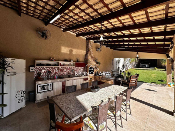 Imagem Casa com 5 Quartos à Venda, 280 m² em Santa Mônica - Igarapé