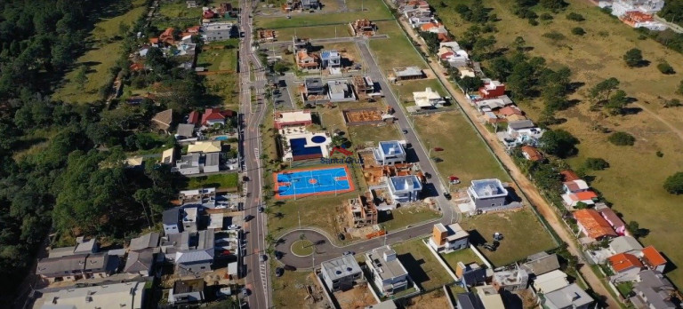 Imagem Casa com 3 Quartos à Venda, 375 m² em São João Do Rio Vermelho - Florianópolis Imagem Casa com 3 Quartos à Venda, 375 m² em São João Do Rio Vermelho - Florianópolis