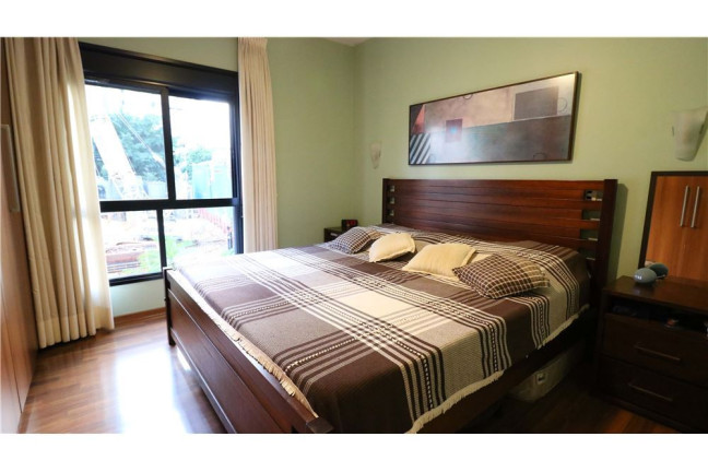 Imagem Imóvel com 3 Quartos à Venda, em Pinheiros - São Paulo Imagem Imóvel com 3 Quartos à Venda, em Pinheiros - São Paulo