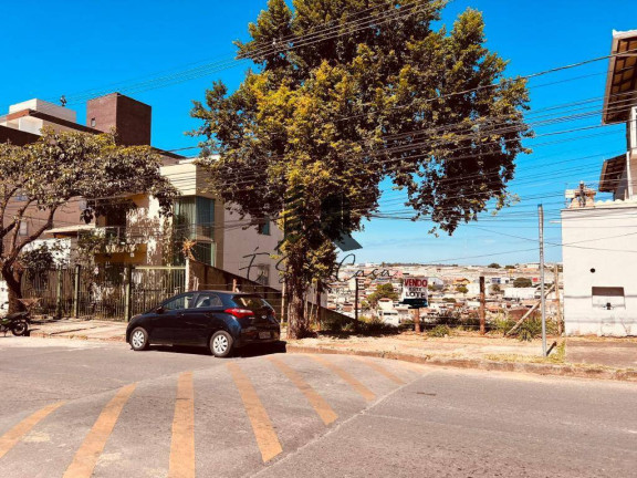 Imagem Terreno à Venda, 480 m² em Cabral - Contagem Imagem Terreno à Venda, 480 m² em Cabral - Contagem