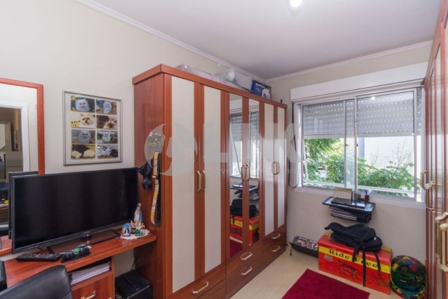 Imagem Apartamento com 3 Quartos à Venda, 77 m² em Passo Da Areia - Porto Alegre
