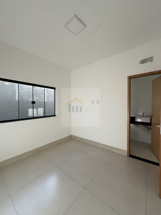 Imagem Casa com 3 Quartos à Venda, 175 m² em Jardim Buriti Sereno - Aparecida De Goiânia Imagem Casa com 3 Quartos à Venda, 175 m² em Jardim Buriti Sereno - Aparecida De Goiânia