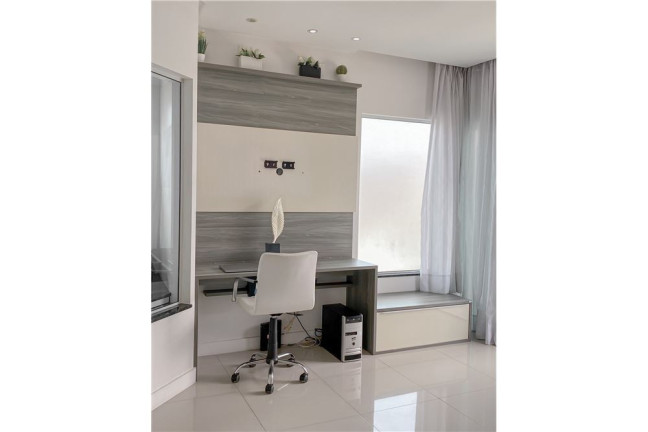 Imagem Casa com 4 Quartos à Venda, 284 m² em Centro - Balneário Camboriú