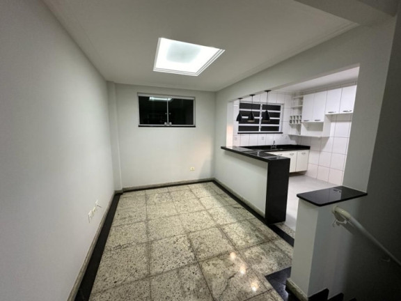 Imagem Casa com 3 Quartos à Venda, 145 m² em Aparecida - Santos