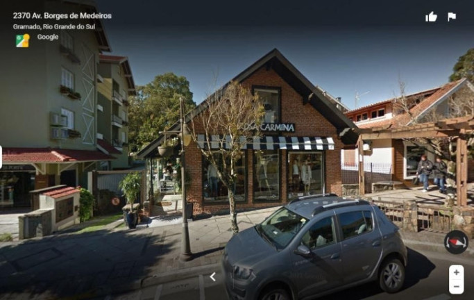 Terreno à Venda, 680 m² em Centro - Gramado