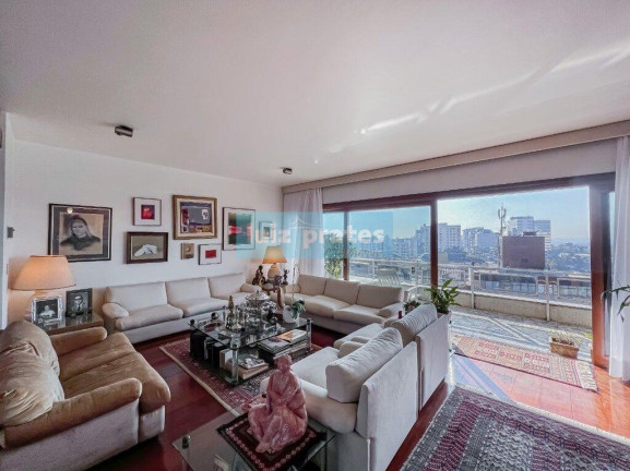 Imagem Apartamento com 3 Quartos à Venda, 483 m² em Auxiliadora - Porto Alegre