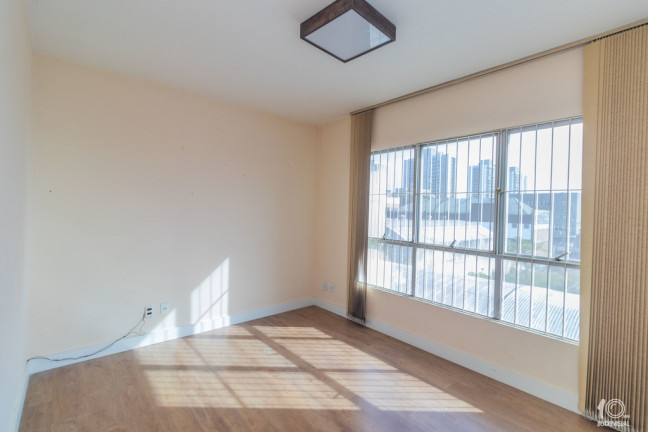 Imagem Sala Comercial à Venda, 39 m² em São Geraldo - Porto Alegre Imagem Sala Comercial à Venda, 39 m² em São Geraldo - Porto Alegre