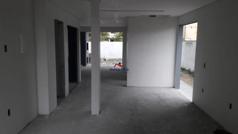 Imagem Sobrado com 3 Quartos à Venda, 225 m² em Sao Joao Do Rio Vermelho - Florianópolis