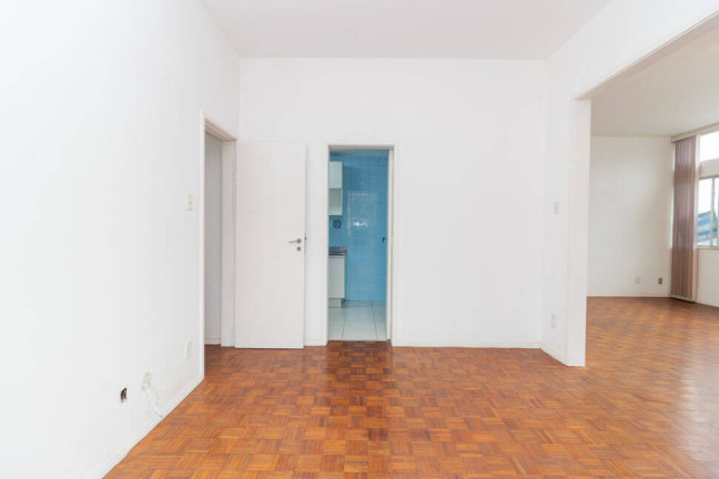Imagem Apartamento com 3 Quartos à Venda, em Lagoa - Rio De Janeiro Imagem Apartamento com 3 Quartos à Venda, em Lagoa - Rio De Janeiro
