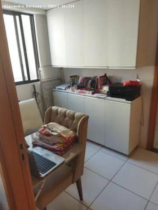 Imagem Apartamento com 4 Quartos à Venda, 84 m² em Pina - Recife
