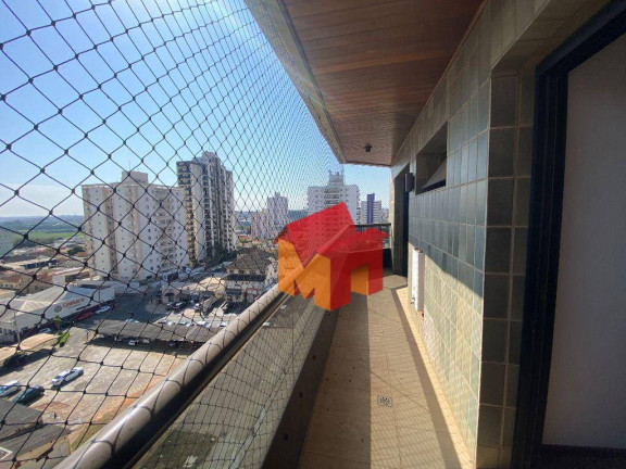 Imagem Apartamento com 3 Quartos à Venda, 210 m² em Centro - Americana
