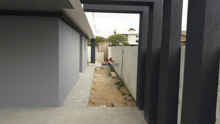 Imagem Sobrado com 3 Quartos à Venda, 225 m² em Sao Joao Do Rio Vermelho - Florianópolis